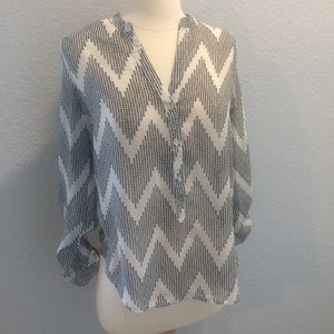 SALE Sweet Rain Chevron blouse black white